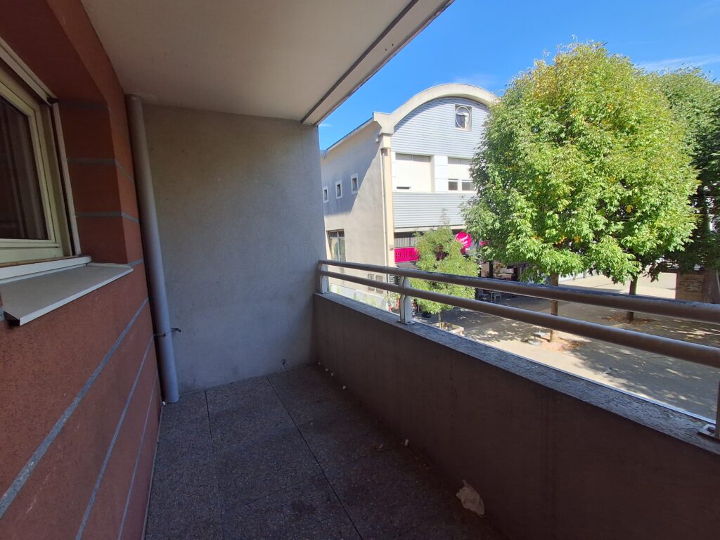 Mise en avant du bien ancien : Appartement T3 avec balcon à SAINT MARIN D’HERES